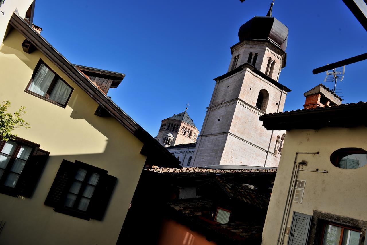 B&B And Apartments Al Duomo Тренто Екстер'єр фото